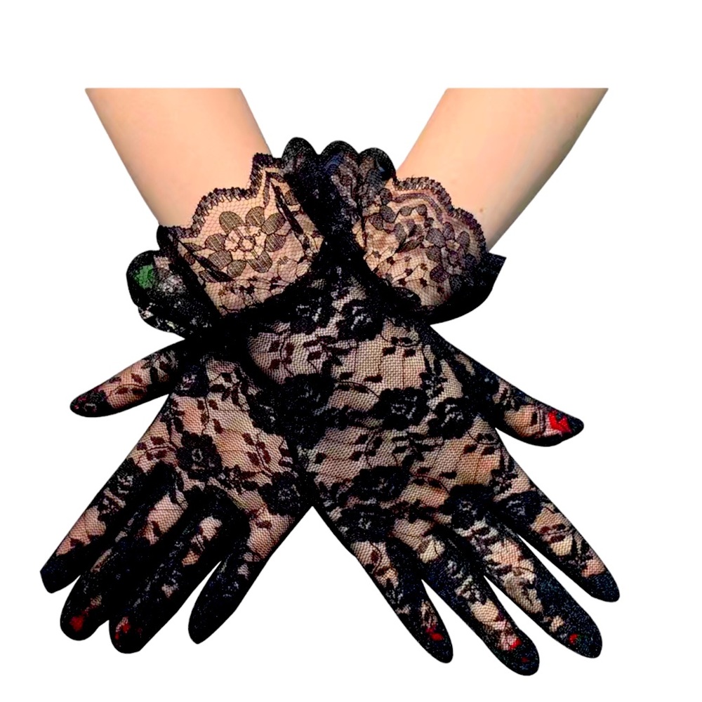 Lace Gloves